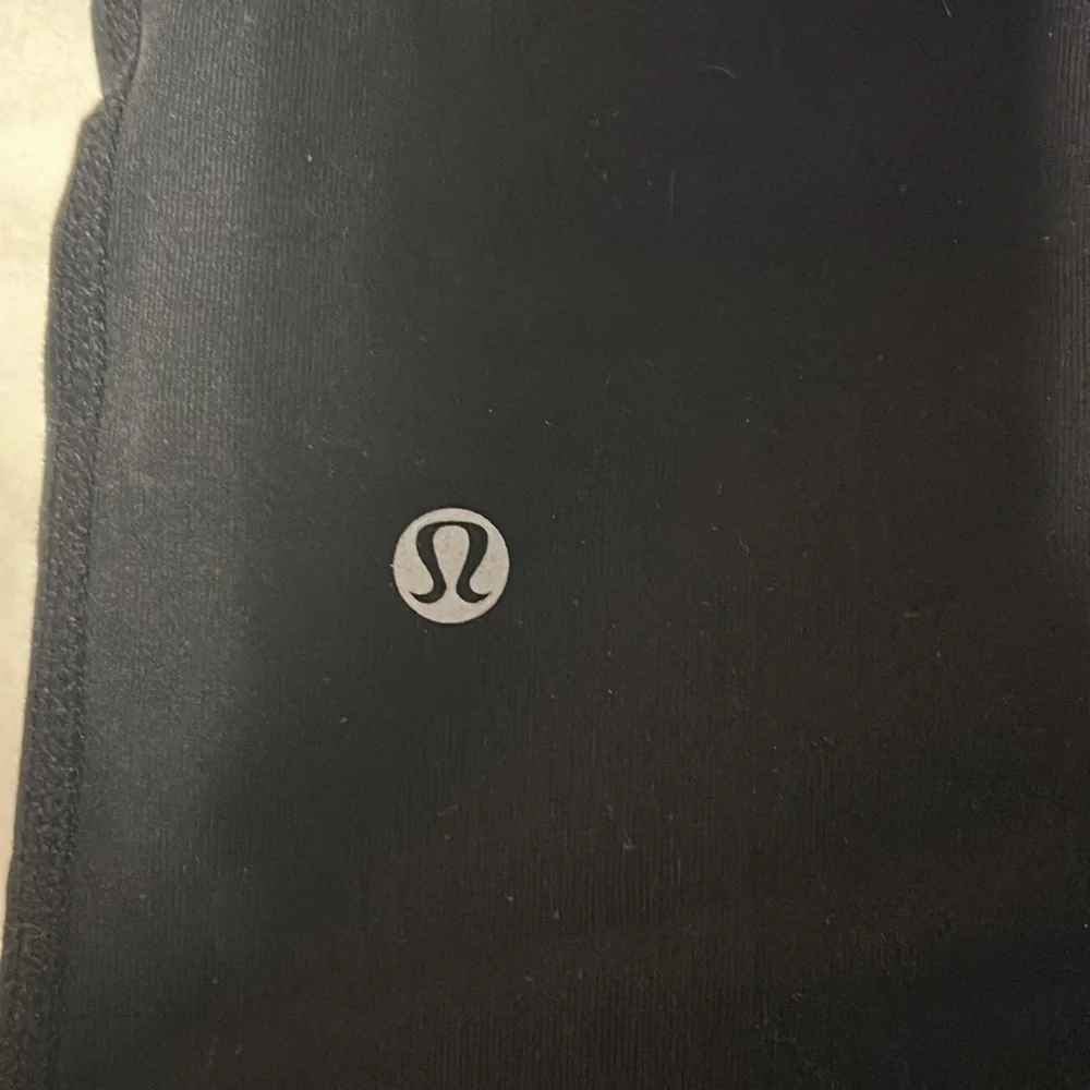 Lululemon Black Clam Digger Crop Pants - Picture 3 of 4